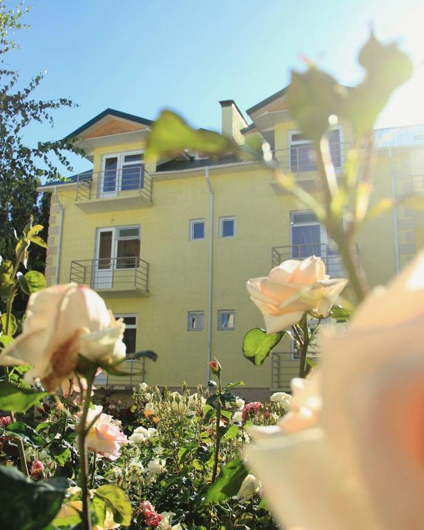 Hotel Gostinyi Dvor 보스테리 외부 사진