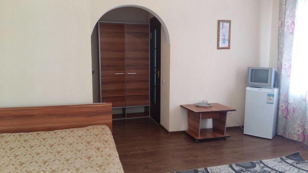 Hotel Gostinyi Dvor 보스테리 외부 사진